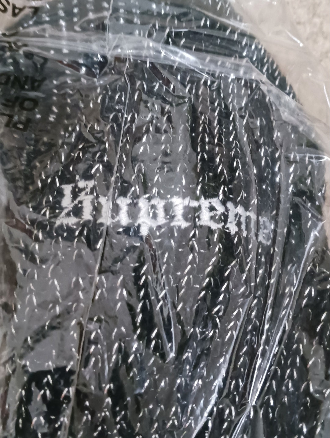 Supreme Lurex Balaclava FW22 – Count Sole